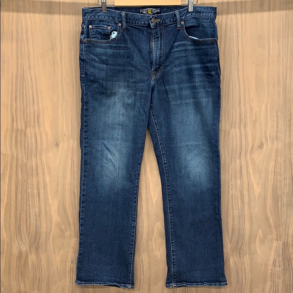 Lucky Brand jeans 36x30 181 Relaxed Straight Leg